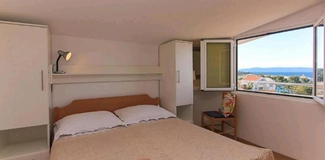 6 * Makarska