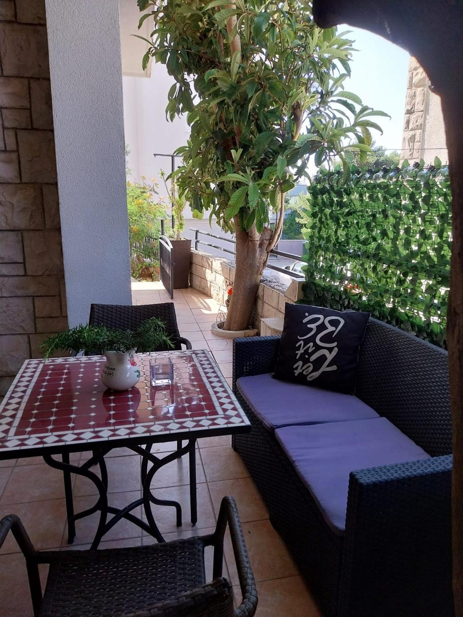 6 Makarska