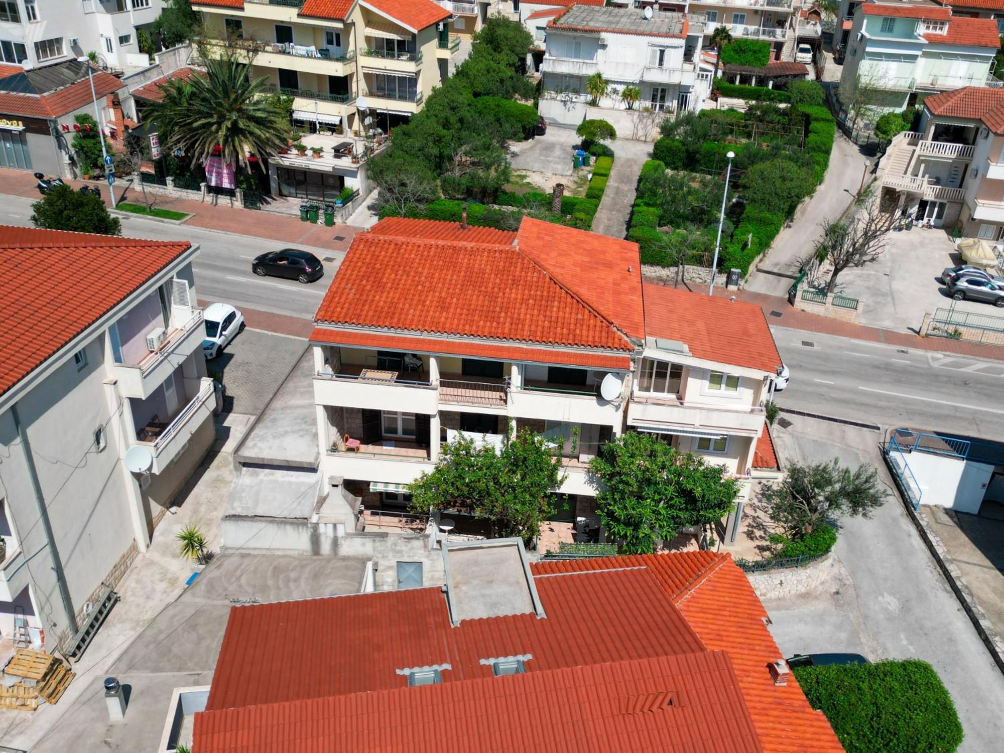 6 Makarska